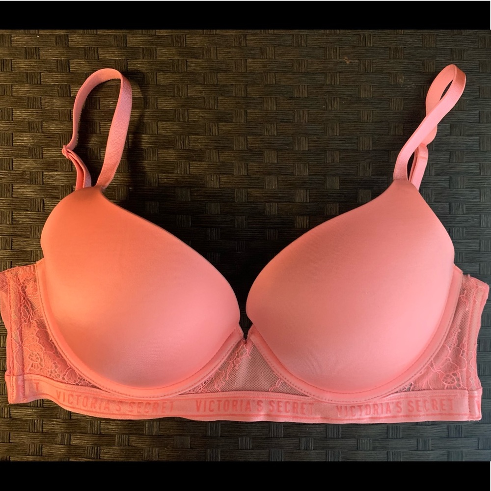 Victoria’s Secret Very Sexy Push-Up Bra